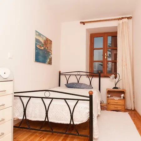 Apartment The House Of 