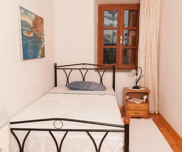 아파트 The House Of 